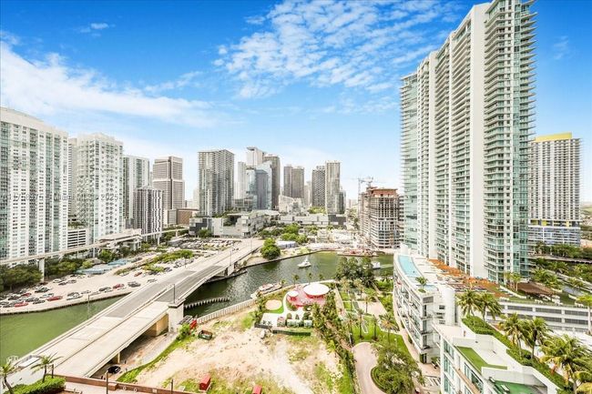 APT-2314 - 350 S Miami Ave, Condo with 2 bedrooms, 2 bathrooms and null parking in Miami FL | Image 18
