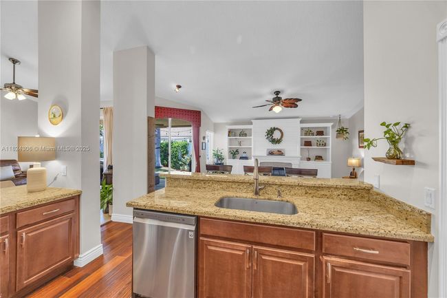 10186 Balsa Way, House other with 3 bedrooms, 2 bathrooms and null parking in Palm Beach Gardens FL | Image 7