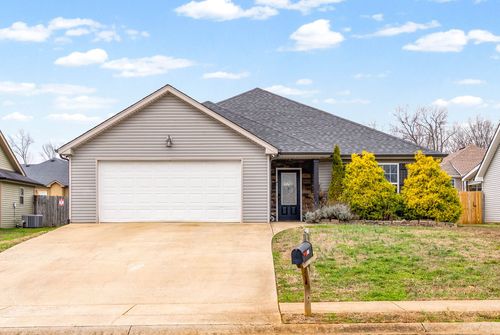 1313 Freedom Dr, Clarksville, TN, 37042-8245 | Card Image