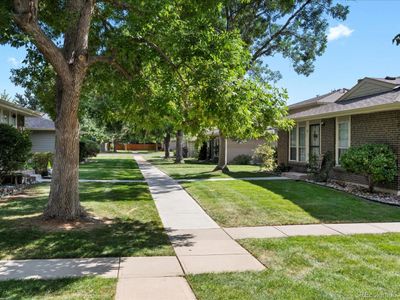 2 - 1250 S Monaco Pkwy, Townhouse with 2 bedrooms, 1 bathrooms and null parking in Denver CO | Image 2