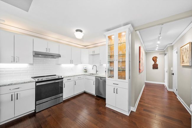 APT-1409 - 1850 N Clark St, Condo with 3 bedrooms, 3 bathrooms and 2 parking in CHICAGO IL | Image 12