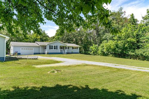 10461 Mountain Valley Rd, Rockingham, VA, 22802-1840 | Card Image