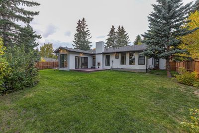 1238 Varsity Estates Rd Nw, House detached with 5 bedrooms, 3 bathrooms and 8 parking in Calgary AB | Image 1