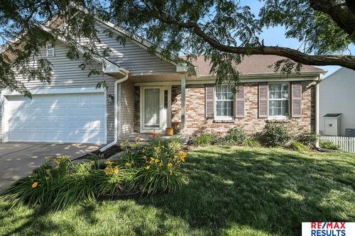 9825 Melissa St, La Vista, NE, 68128-4232 | Card Image