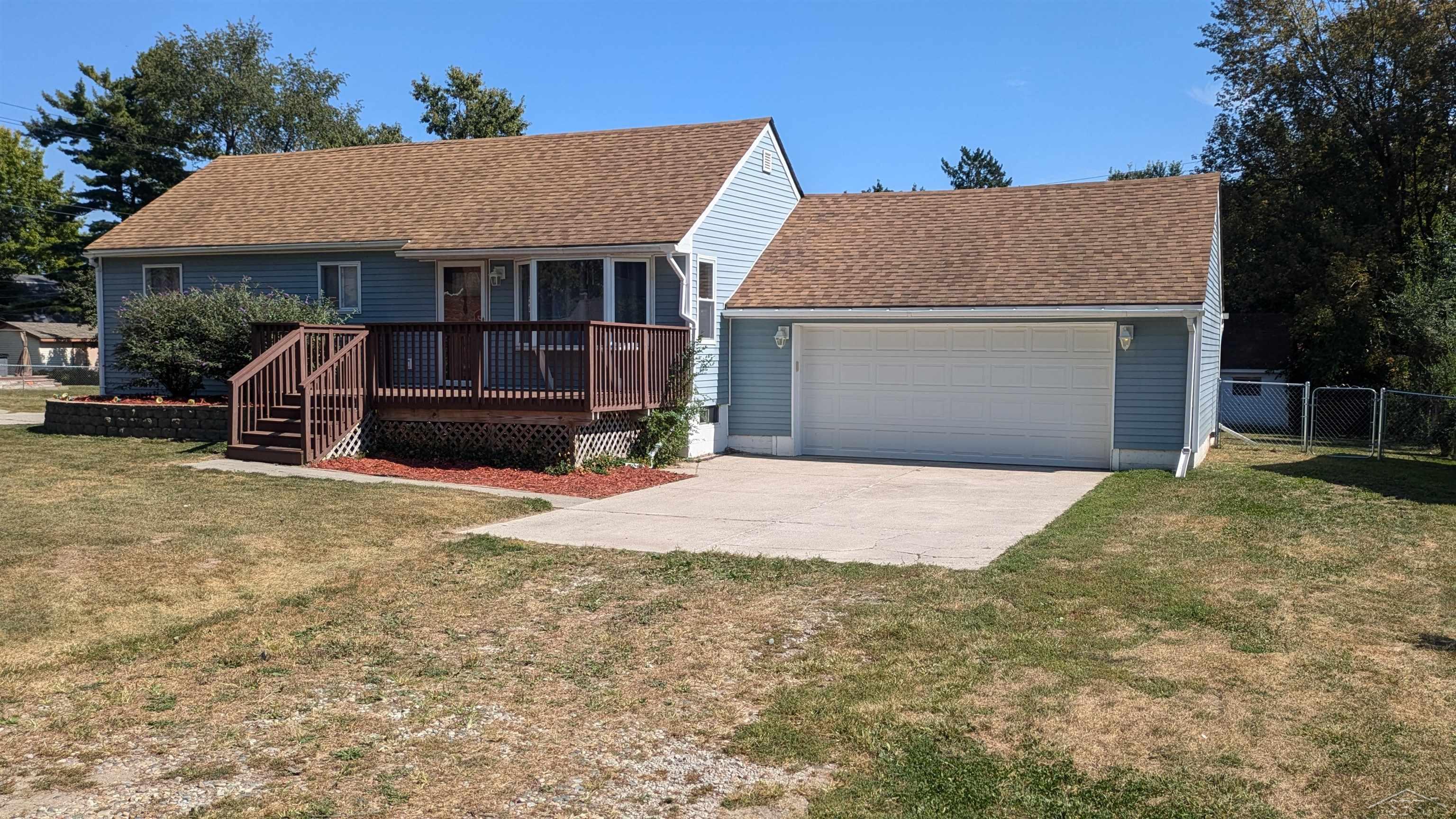 Pinecrest Dr, Shelby Township, MI 48317