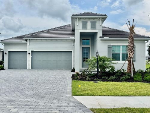 19227 Scallop Loop, LAKEWOOD RANCH, FL, 34211-4531 | Card Image