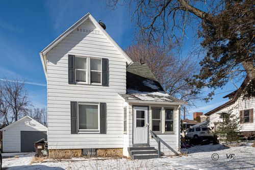 520 S Burchard Ave, Freeport, IL, 61032-4802 | Card Image