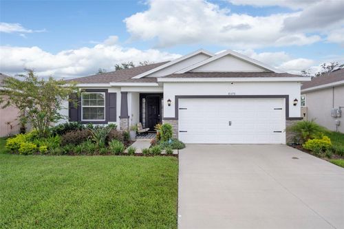 8370 Wheat Stone Dr, ZEPHYRHILLS, FL, 33540-2315 | Card Image