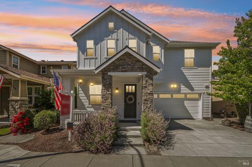 1727 Chinar Dr, Petaluma, CA, 94954-3024 | Card Image