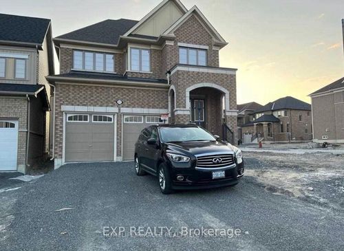 2472 Kentucky Derby Way, Oshawa, ON, L1L0R7 | Card Image
