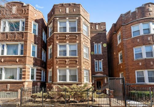 apt-2-7819 S Cornell Ave, CHICAGO, IL, 60649-6874 | Card Image