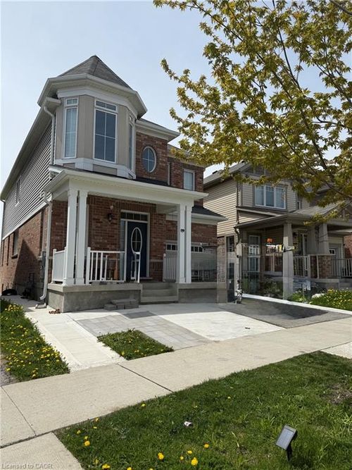 upper-63 Ridge Rd, Cambridge, ON, N3E0C6 | Card Image