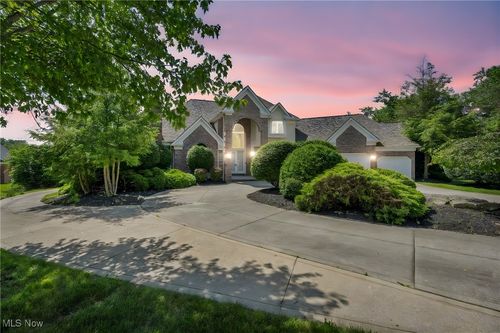 23855 W Rim Dr, Columbia Station, OH, 44028-8918 | Card Image