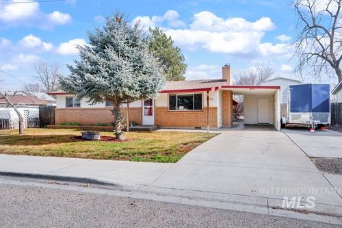 1304 S Holly St, Nampa, ID, 83686-7430 | Card Image
