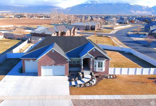 3052 W Red Sand Rd, West Haven, UT, 84401 | Card Image