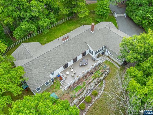 724 Ridge Rd, Kinnelon, NJ, 07405-2100 | Card Image
