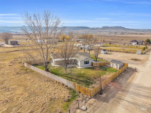 2852 Sagebrush Ln, Homedale, ID, 83628-3632 | Card Image