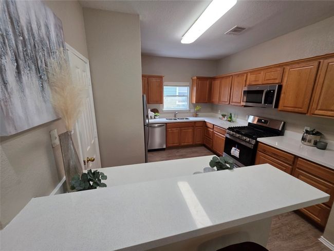 Brand new Quartz Countertops | Image 11