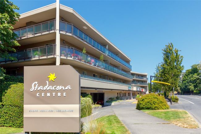 Retail steps away -Stadacona Centre | Image 24