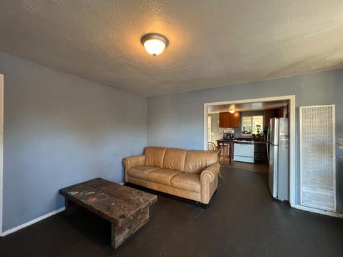5636 Riverside Dr, Olivehurst, CA, 95961-6616 | Card Image