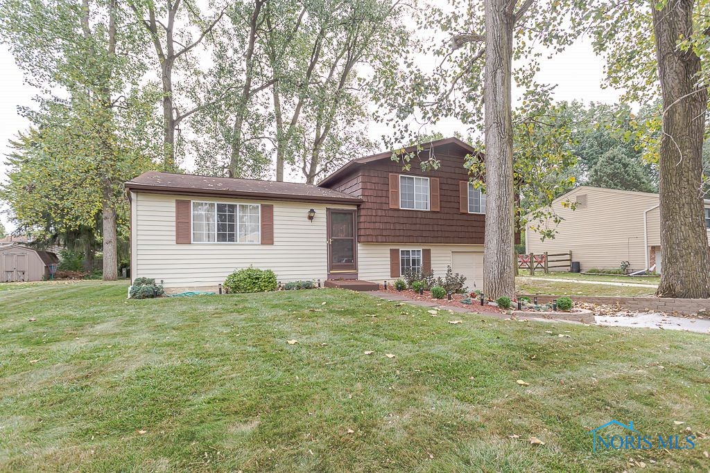 Warner Ave, Toledo, OH 43615