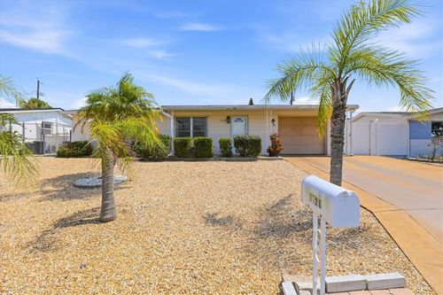 1126 Clairborne St, HOLIDAY, FL, 34690-5939 | Card Image