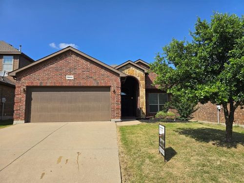 10444 Merced Lake Rd, Fort Worth, TX, 76177-3533 | Card Image