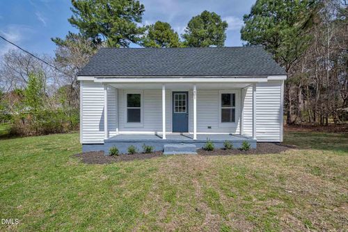 401 Prince Dr, Holly Springs, NC, 27540-8866 | Card Image