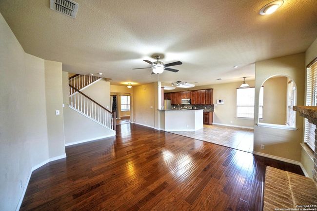 9022 Anderson Blf, House other with 5 bedrooms, 4 bathrooms and null parking in Converse TX | Image 9