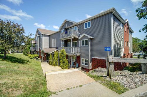 110 Farnham Gate Rd, Halifax, NS, B3M | Card Image