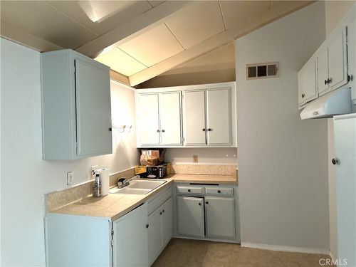 apt-4-8616 N Loop Blvd, California City, CA, 93505-2032 | Card Image