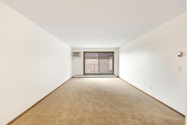 APT-208 - 205 Barry Ave S, Condo with 1 bedrooms, 1 bathrooms and null parking in Wayzata MN | Image 15