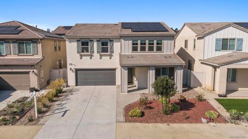 27983 Moosa Creek Way, Valley Center, CA, 92082-6967 | Card Image