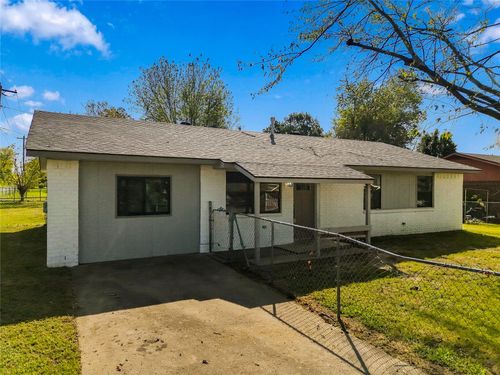 1517 N 7th St, Stilwell, OK, 74960-1606 | Card Image