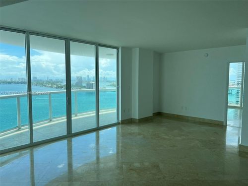 apt-1901-1800 N Bayshore Dr, Miami, FL, 33132-3226 | Card Image