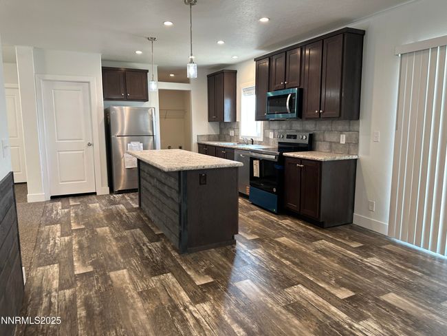 7740 Beas View Dr, House other with 3 bedrooms, 2 bathrooms and 2 parking in Winnemucca NV | Image 6