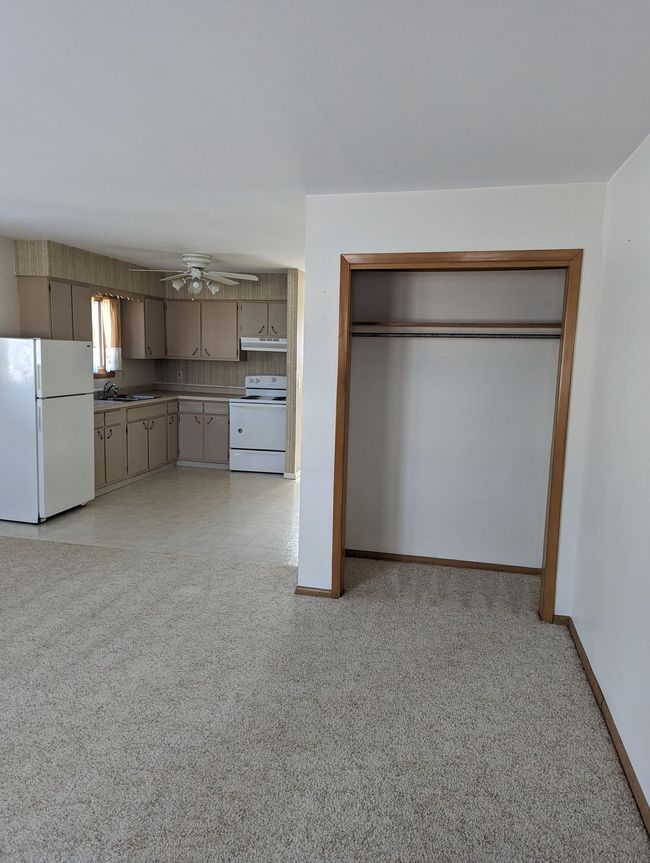 Halstad Living Room and Kitchen | Image 4