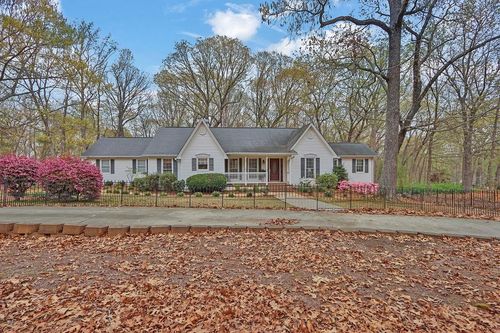 4706 Creek Wood Dr, Gainesville, GA, 30507-8870 | Card Image