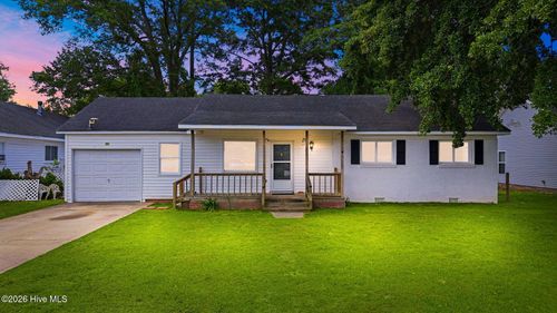 810 W Country Club Dr, Tarboro, NC, 27886-4210 | Card Image