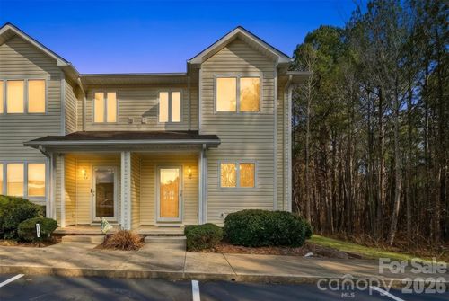 g8-3283 White Oak Ct, Claremont, NC, 28610-8669 | Card Image