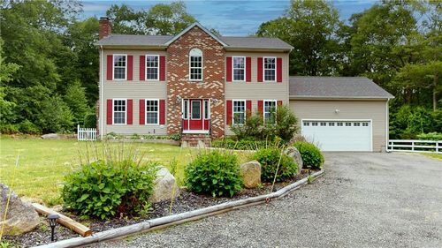 4 Tray Hollow Rd, Foster, RI, 02825-1281 | Card Image
