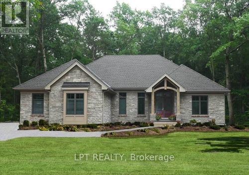 8695 Timberwood Trail, Grand Bend, ON, N0M1T0 | Card Image