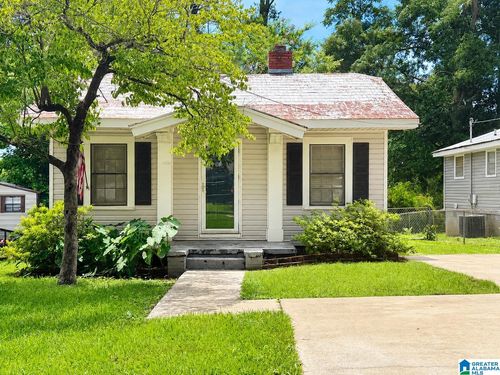 2015 30th Ave N, HUEYTOWN, AL, 35023-3151 | Card Image