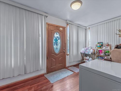 89-32 184th Pl, Hollis, NY, 11423-1806 | Card Image