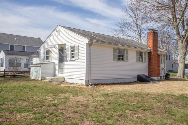 16, 18 Bayberry Road, House other with 2 bedrooms, 1 bathrooms and null parking in Old Saybrook CT | Image 6