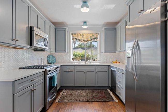 2901 Valencia Dr, House other with 3 bedrooms, 2 bathrooms and null parking in SANTA BARBARA CA | Image 5