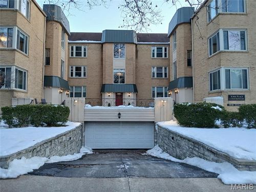 b-7544 York Drive, Clayton, MO, 63105 | Card Image