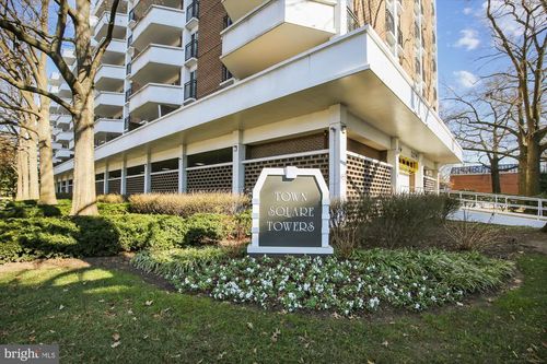 apt-302-700 7th St Sw, WASHINGTON, DC, 20024-2477 | Card Image