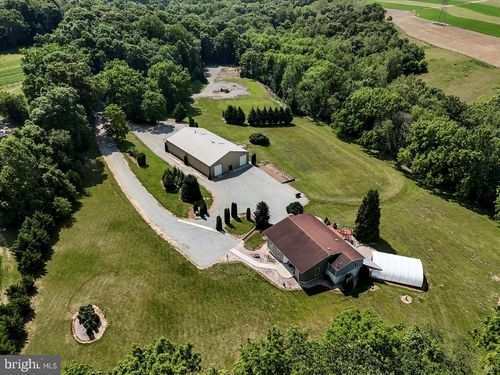 15 Wood Valley Ln, OXFORD, PA, 19363-1024 | Card Image