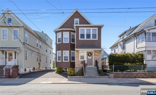 204 Hayward Pl, Wallington, NJ, 07057-1221 | Card Image